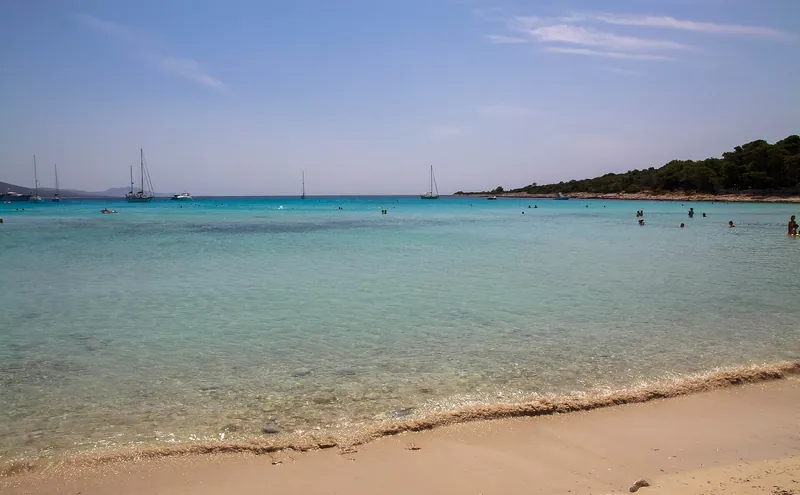 Clear, pale water at Sakarun beach on Dugi Otok