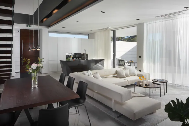 Open living and dining room in Villa Calma II